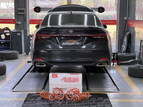 mais recente caso da empresa sobre 2021 Toyota Avalon 2.5L. EDDY Sport Upgrade: Melhor aparência e melhor manuseio